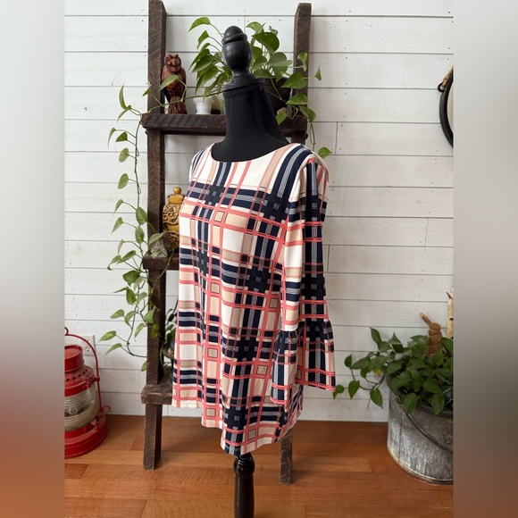 Charter Club Pink and Navy Blue Boat Neck Blouse with Bell Flared Sleeves - Picture 6 of 17